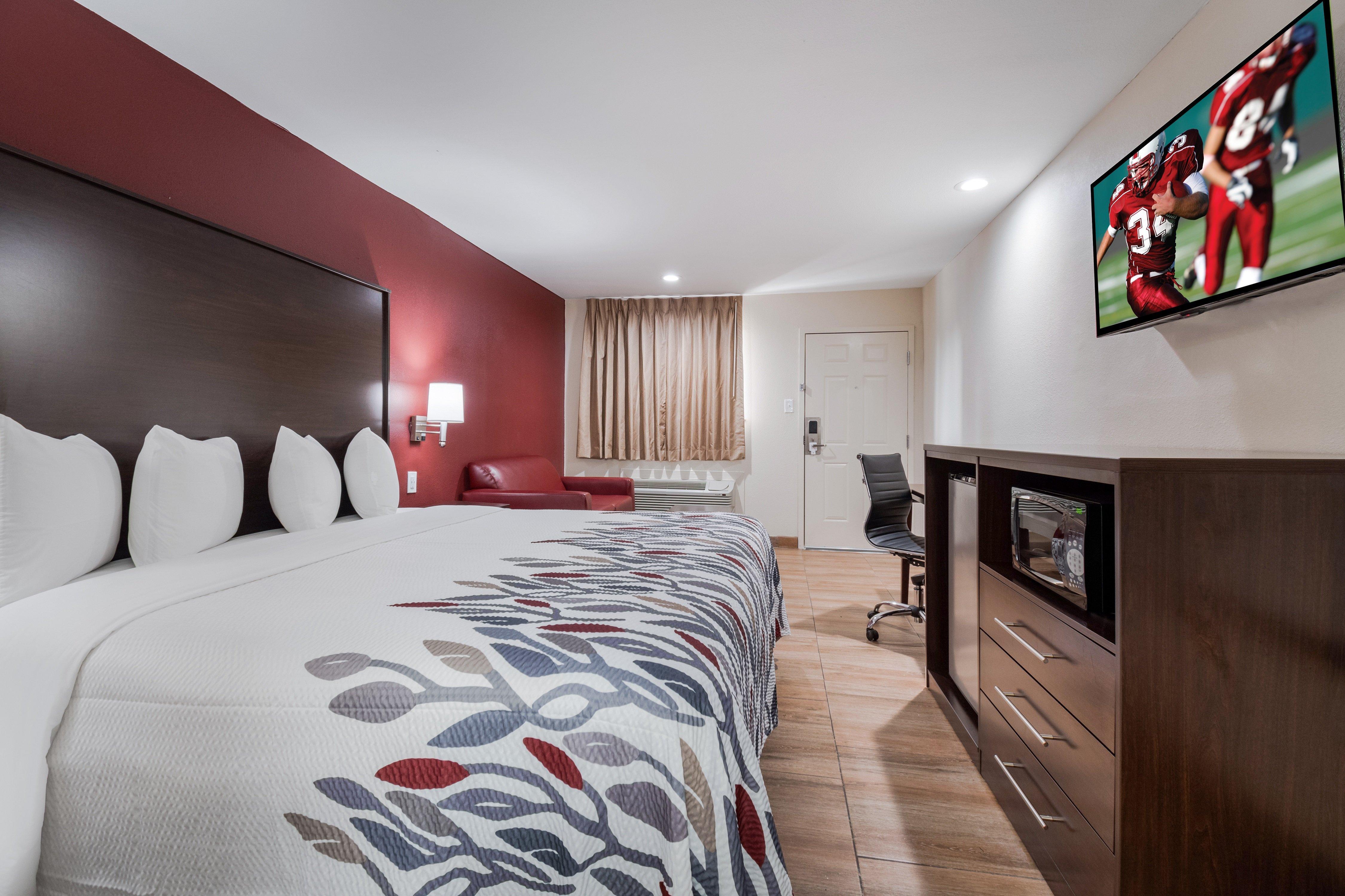 Red Roof Inn Houston - Spring North Экстерьер фото