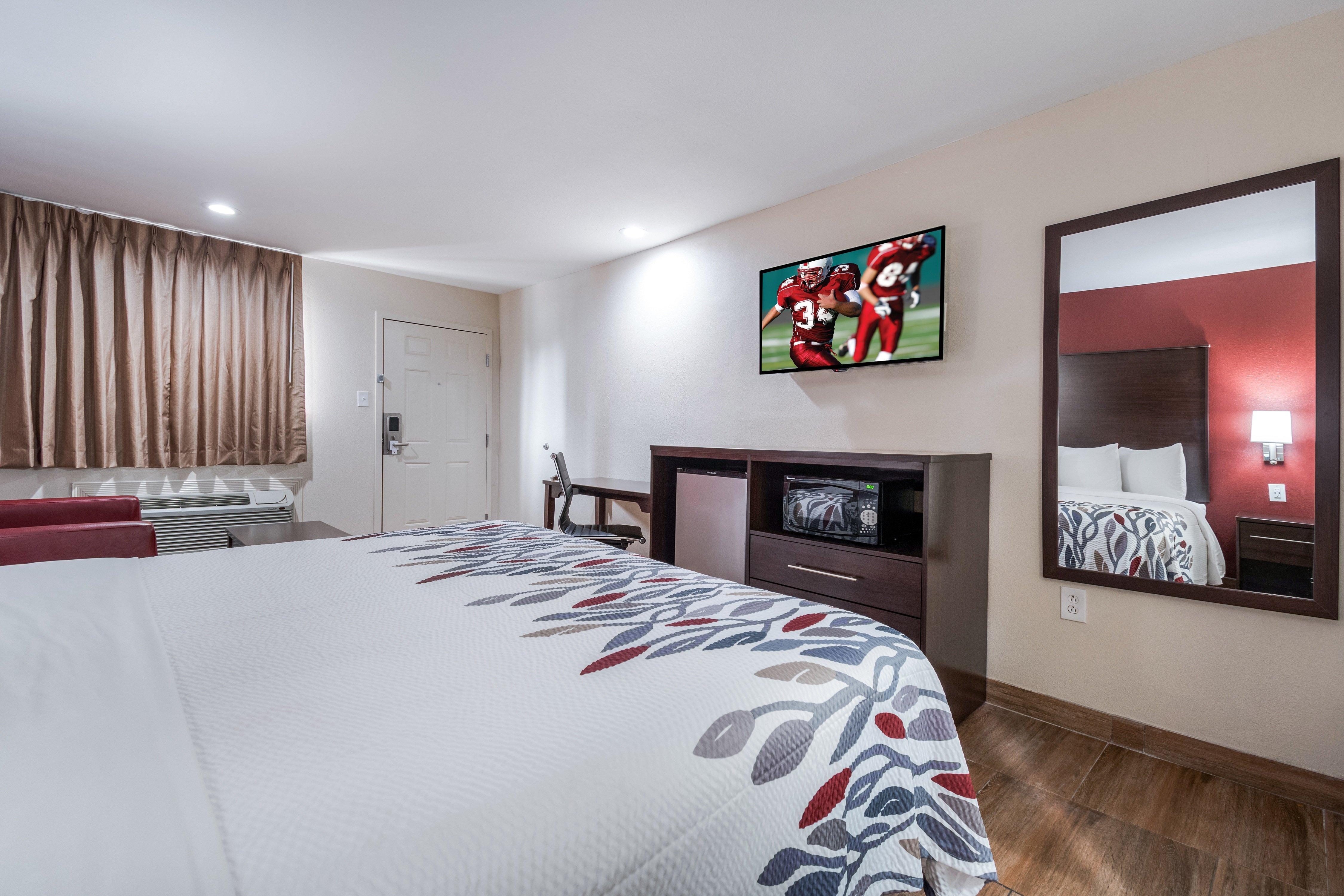 Red Roof Inn Houston - Spring North Экстерьер фото