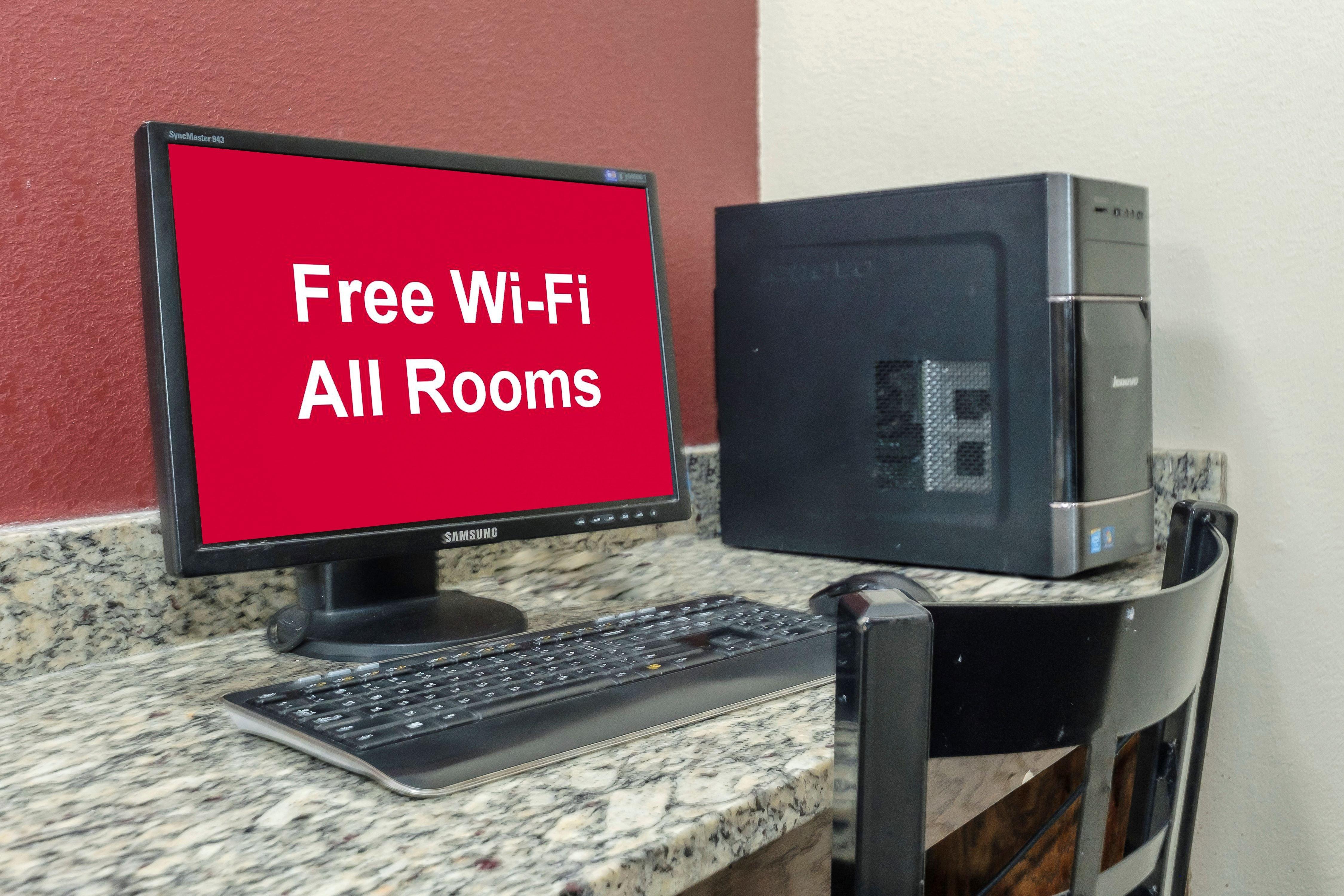 Red Roof Inn Houston - Spring North Экстерьер фото